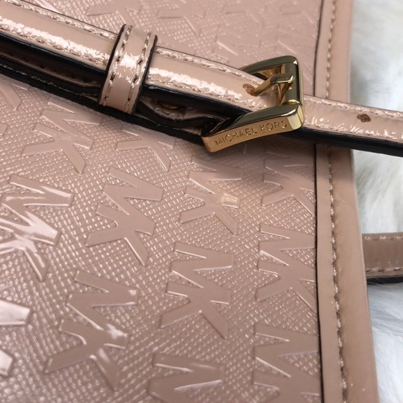 NWT MICHAEL Michael Kors Carry All Tote - Picture 3 of 8